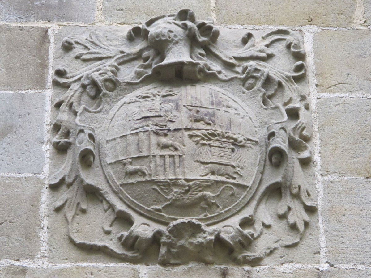 Urdanibia jauregia, Irun