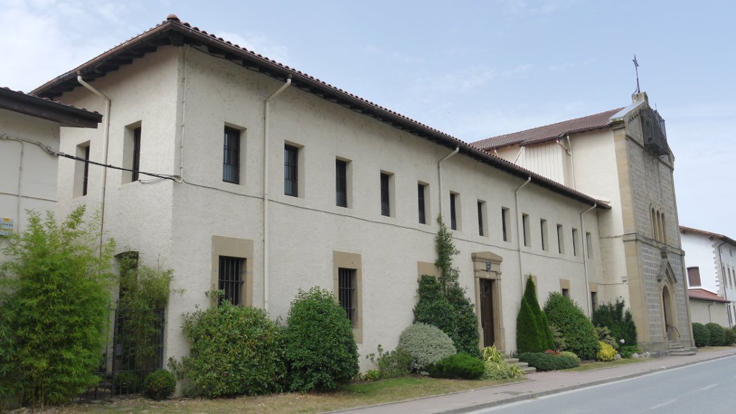 Bihotz Sakratuak komentua, Lekunberri