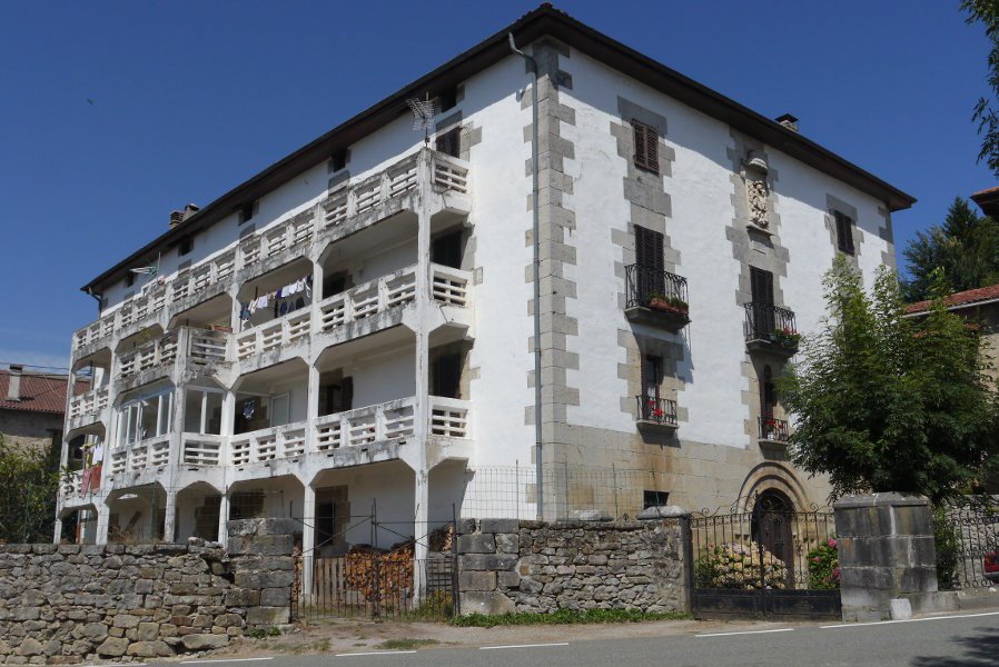 Juanmartiñena jauregia, Aldatz