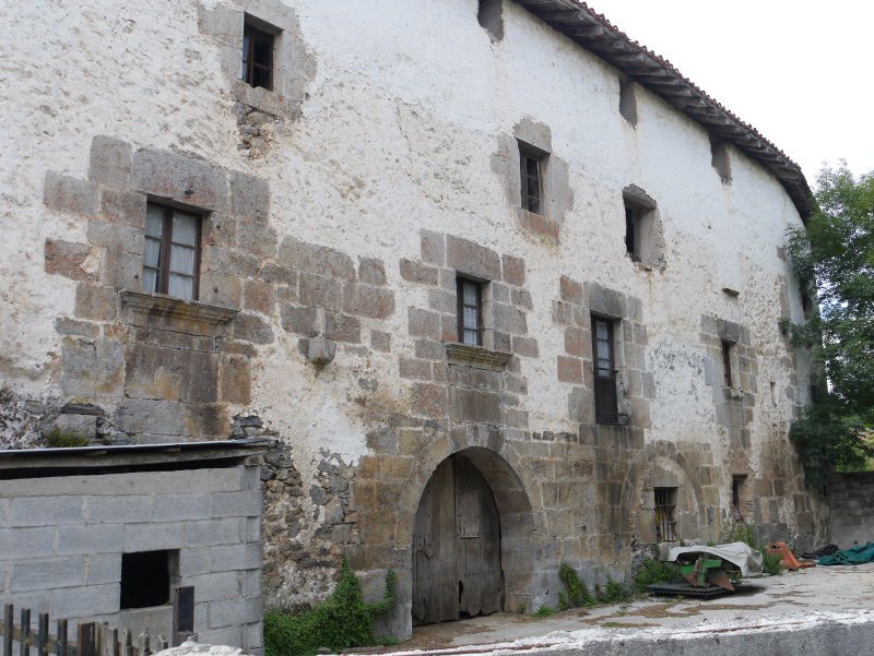 Herriko etxea, Uitzi