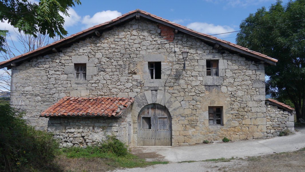 Herriko etxea, Iribas