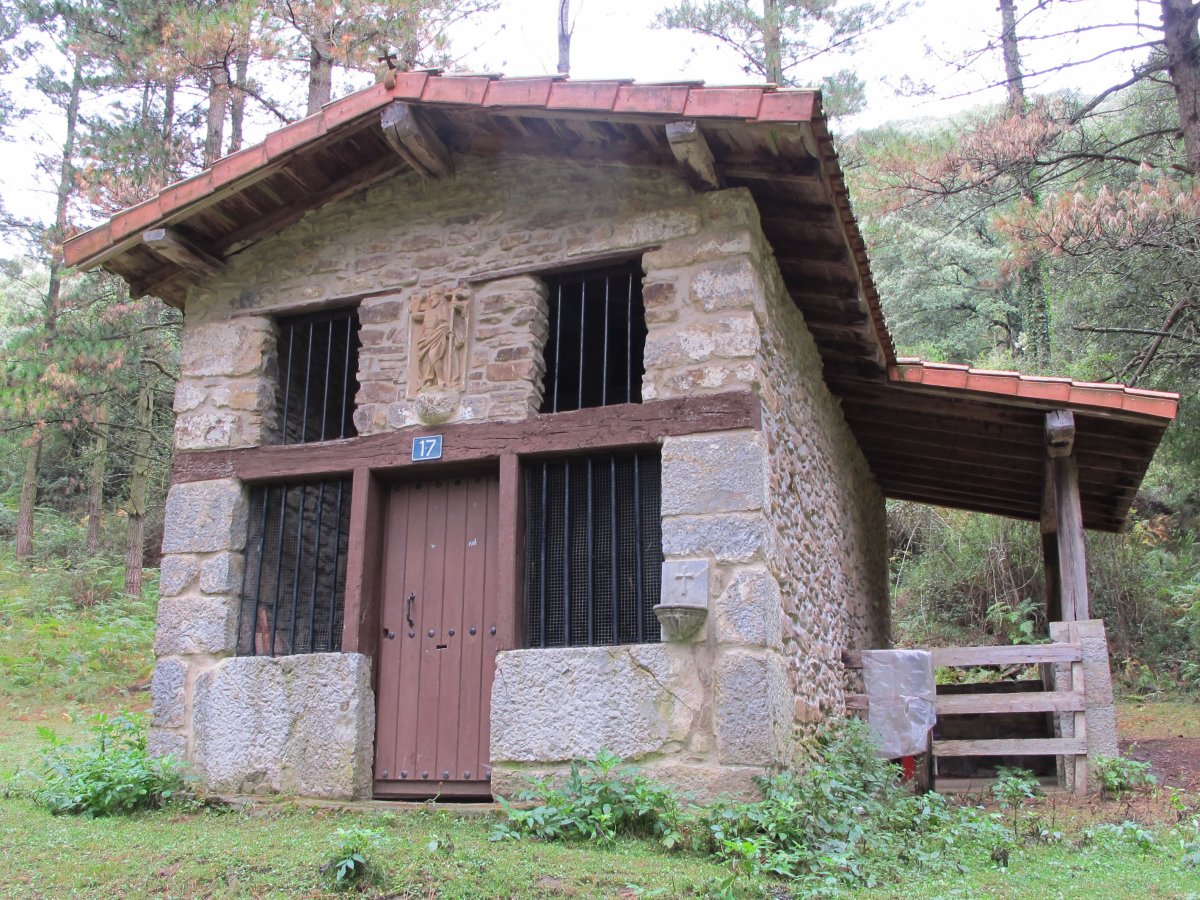 Aita Kurutzekoa ermita, Mañaria