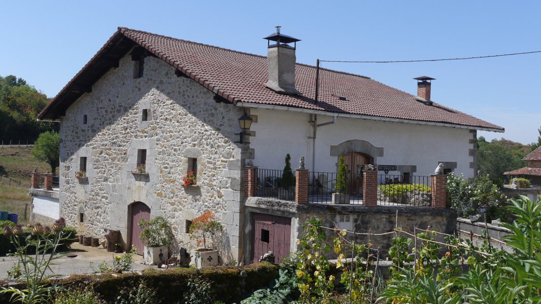 Herriko etxea, Madotz