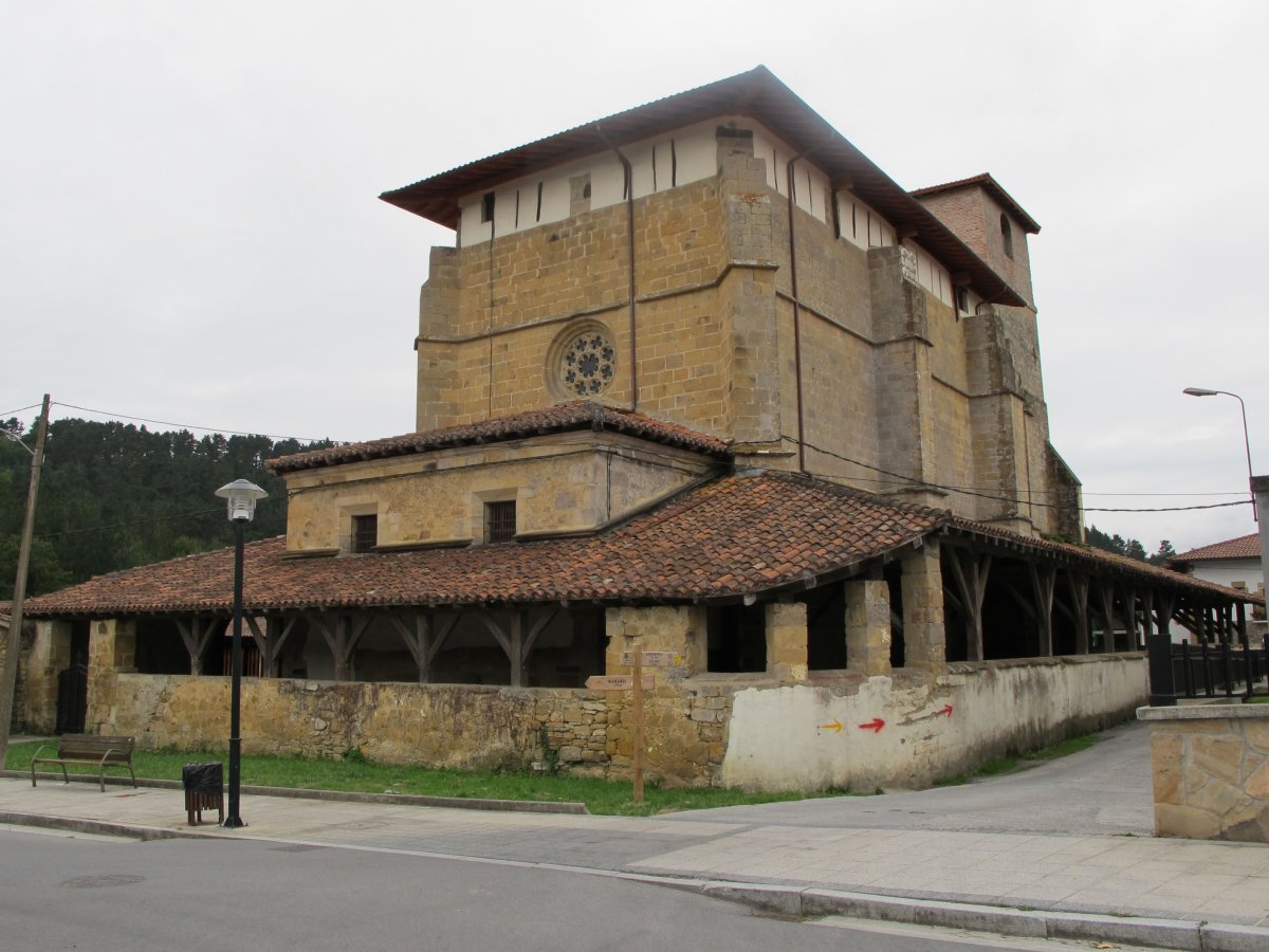 San Emeterio eta San Zeledonio eliza, Larrabetzu