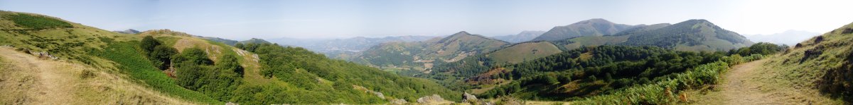 Zarkindegi ingurutik ikuspegi zabala