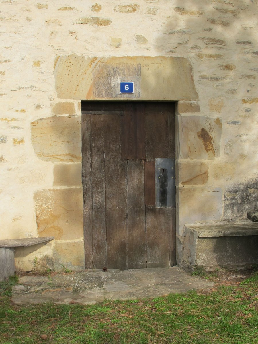 Arraraingo Done Joan ermita, Burgelu