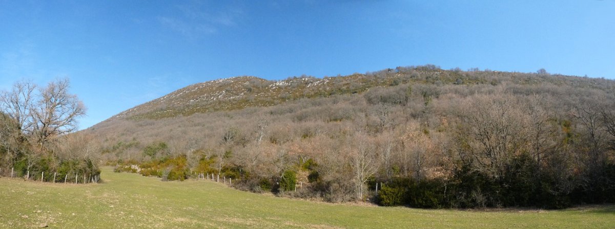 Aramaiako hegoaldeko hegia, Uritz aldetik