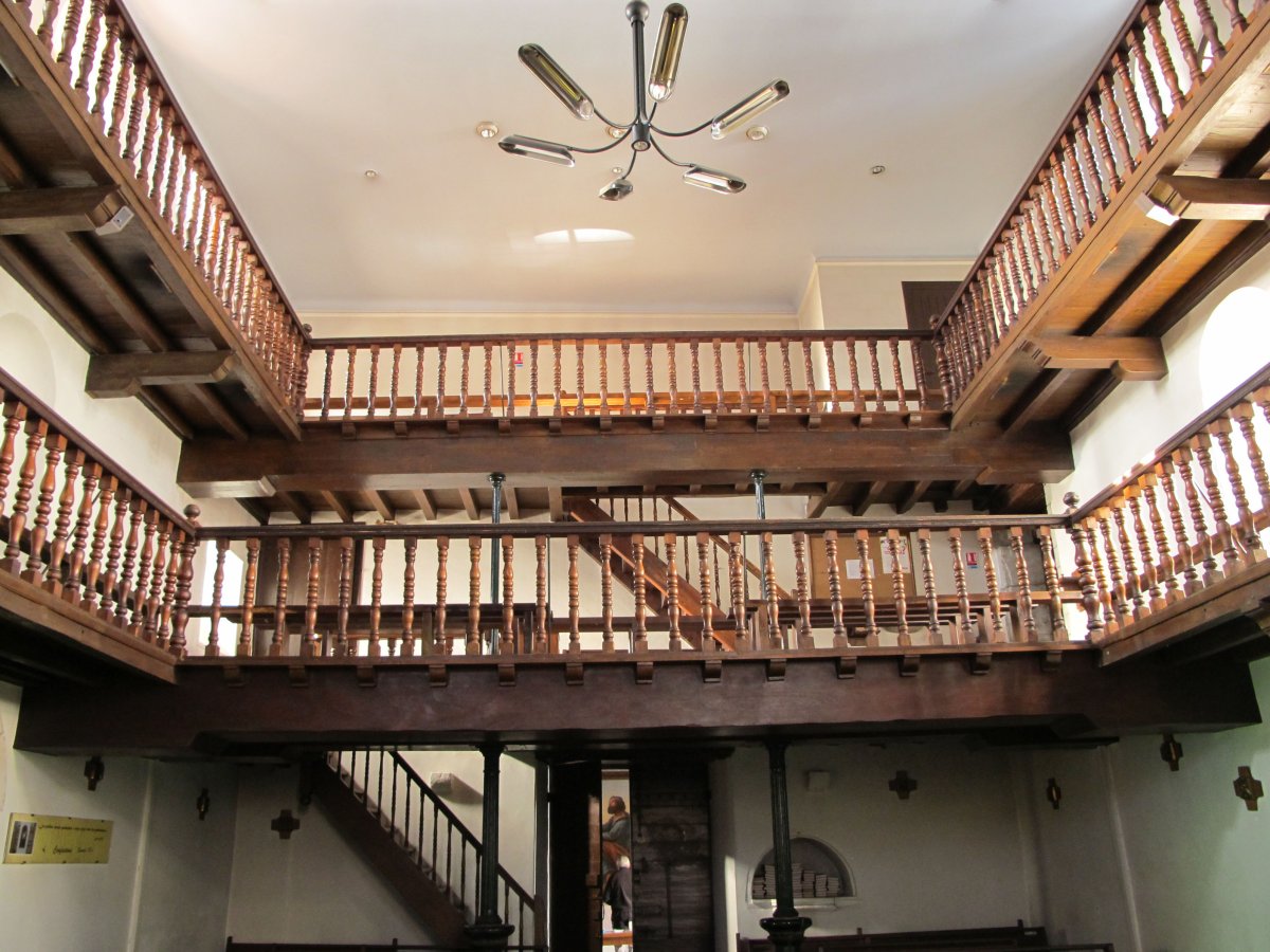 Saint Pierre eliza, Hiriburu