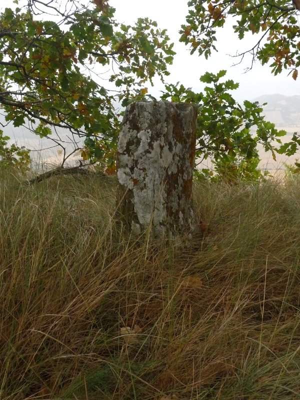 Mugarria Izekiko gailurrean