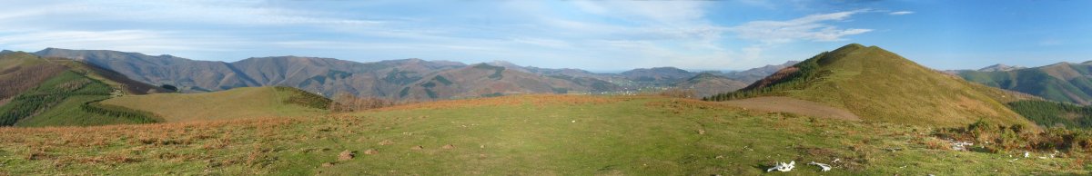 Urkidiko gailurra. Hondoan, Apaola