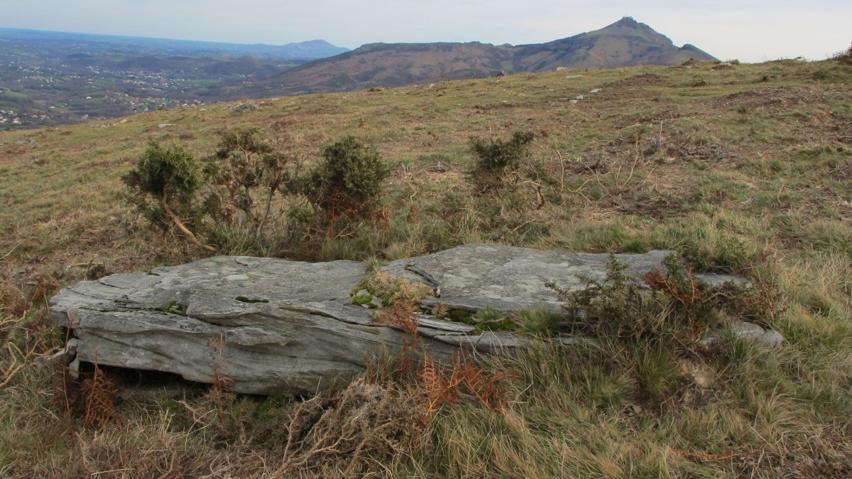 Urbisi 1 zutarria, Urruña