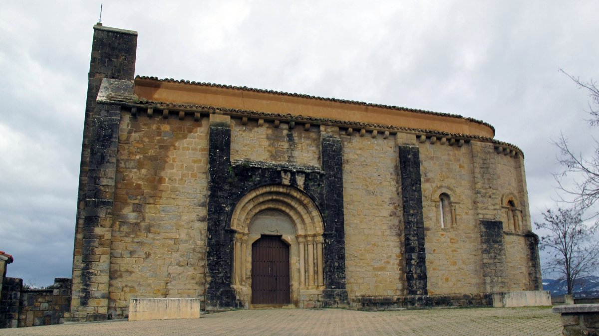 Santa Maria ermita, Badostain