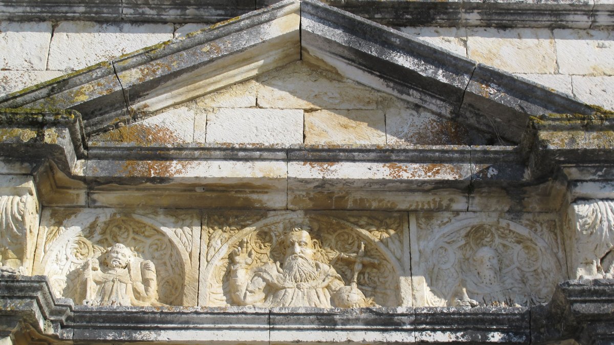 San Blas eliza, Oltza