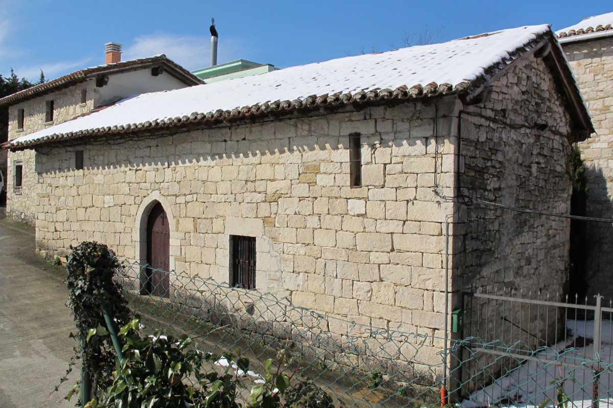 San Jose ermita, Eguarats