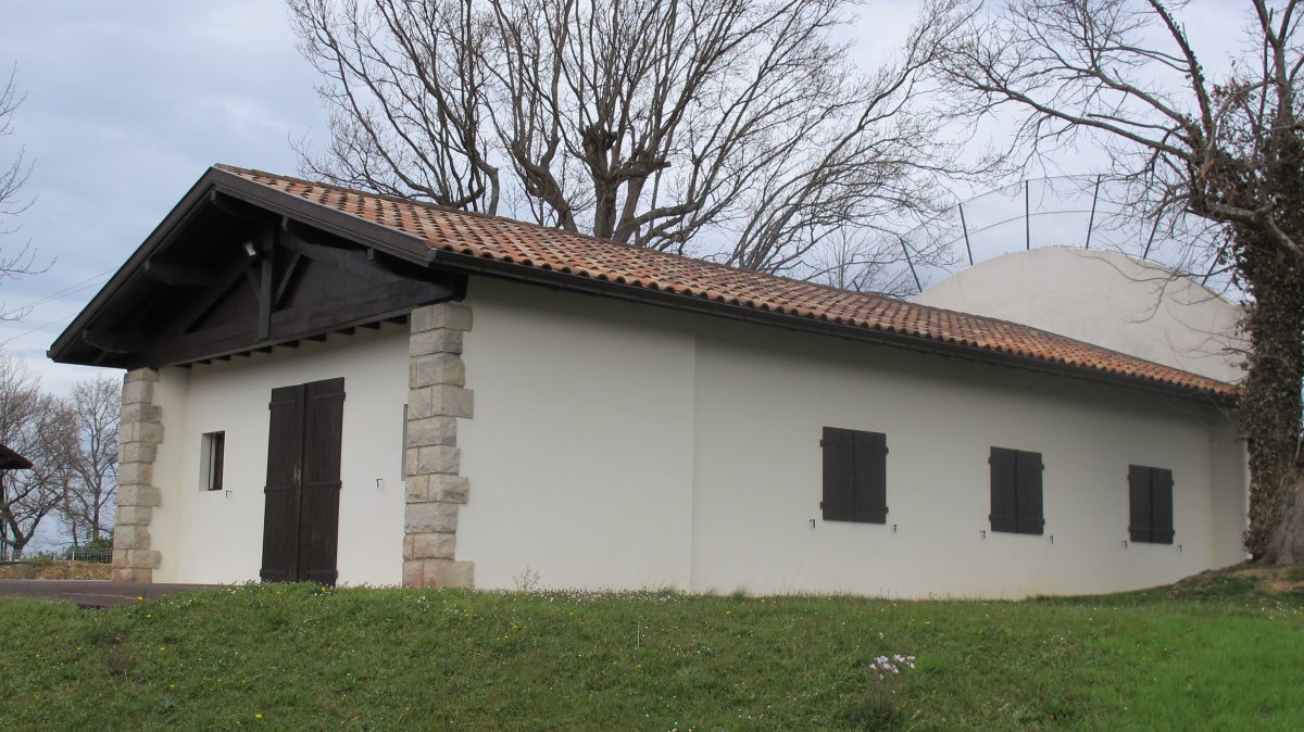 Ondikola ermita, Azkaine