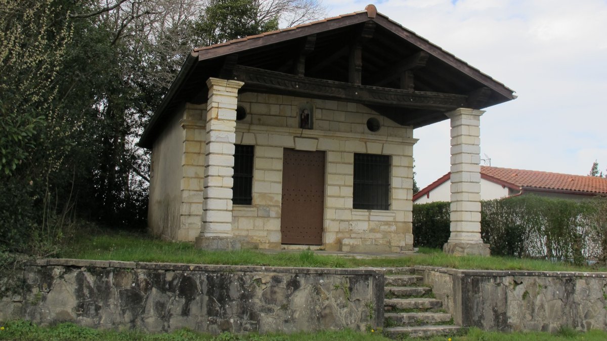 San Migel ermita, Uztaritze