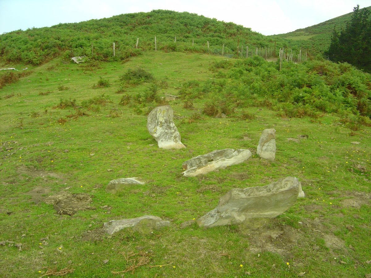 Cromlech Perutxote  Julio 2011