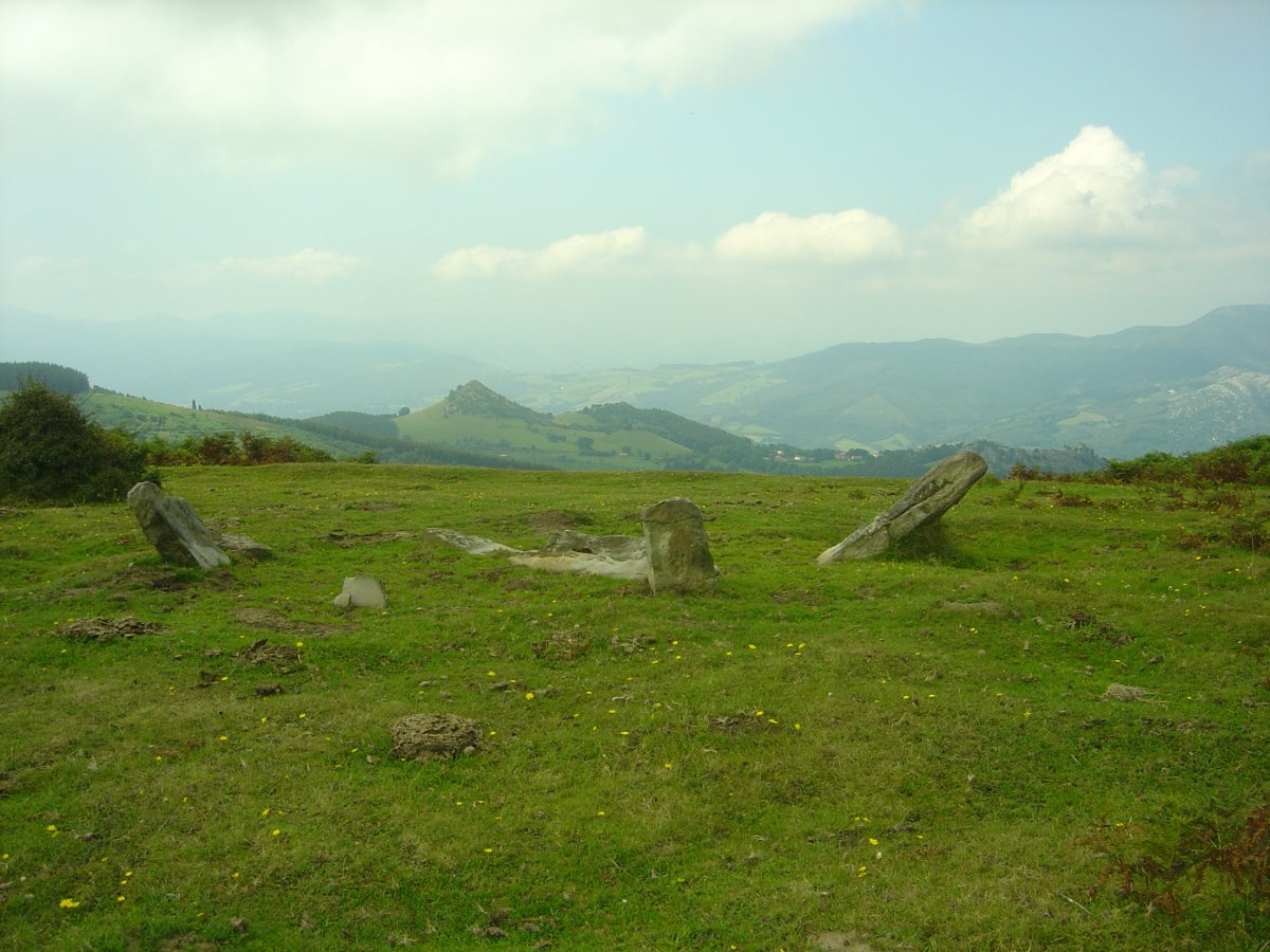Cromlech Perutxote  Julio 2011