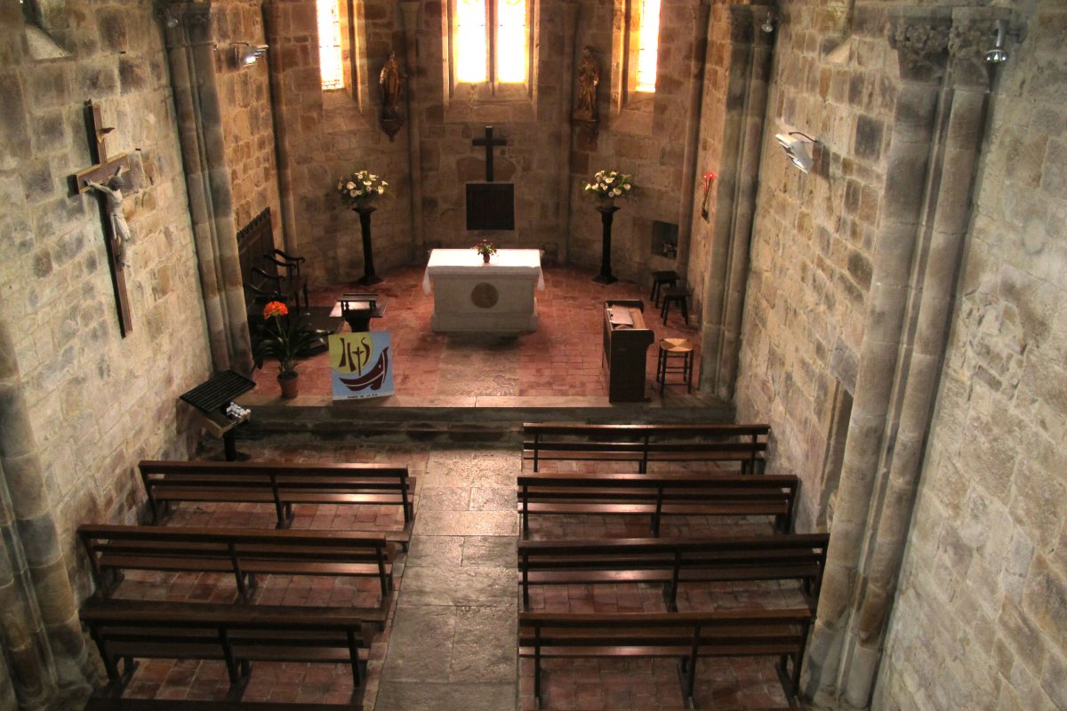 Saint Jacques eliza, Arruta Sarrikota