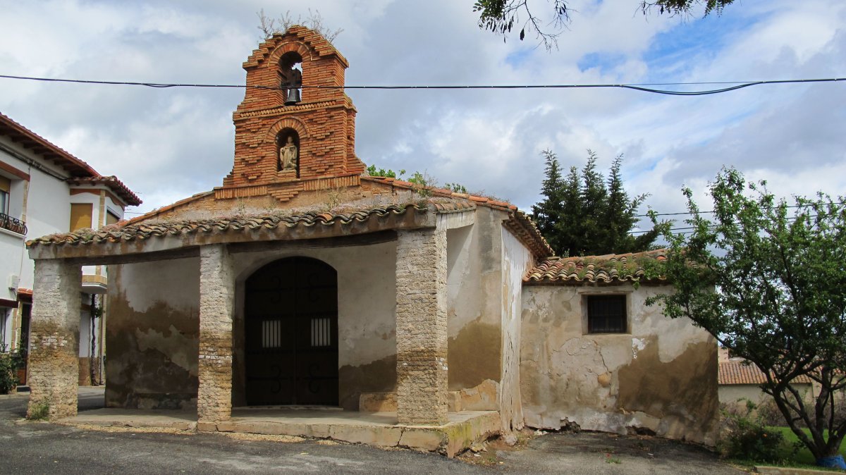 Santakrutz ermita, Faltzes