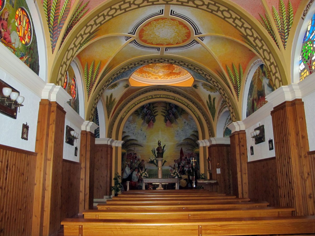 Nuestra Señora del Plu ermita, Martzilla