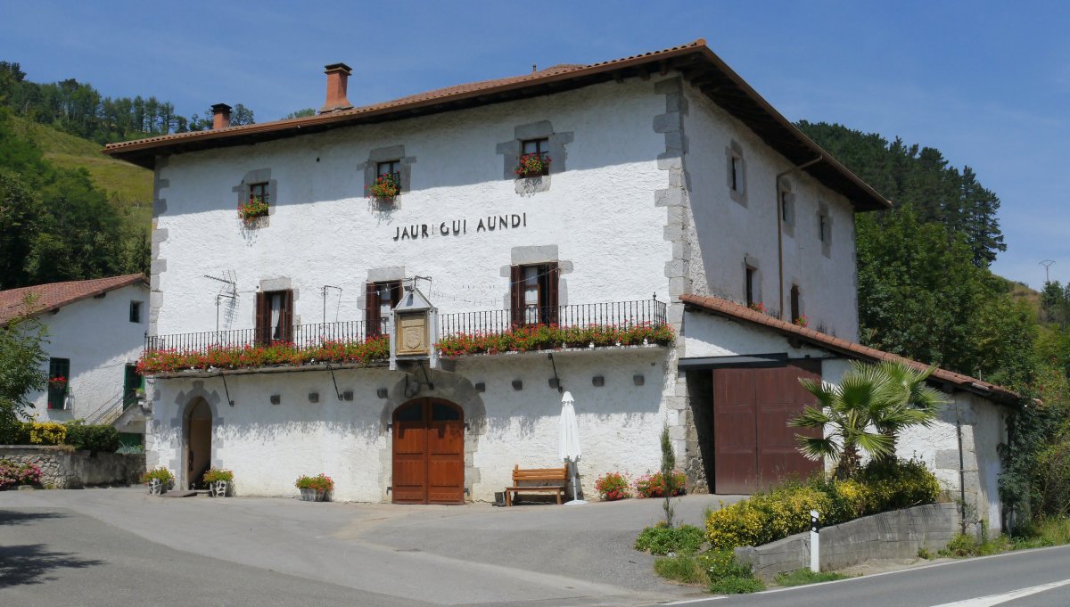 Jauregi-aundi etxea, Amezketa