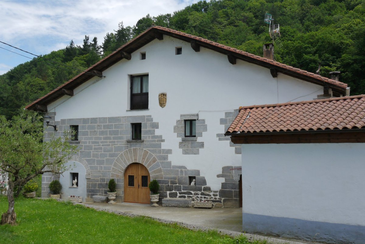 Etxea, Arribe