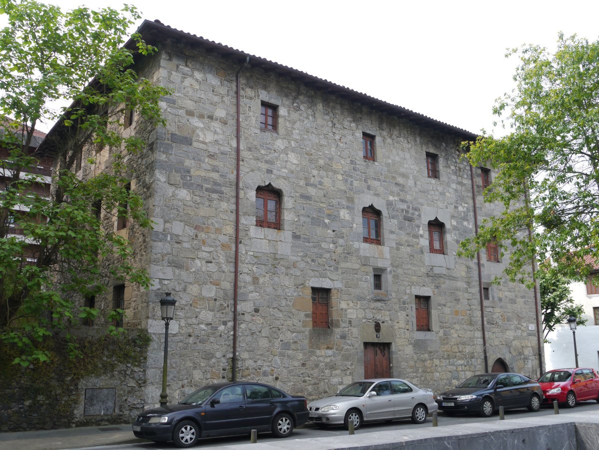 Iribide jauregia, Azkoitia