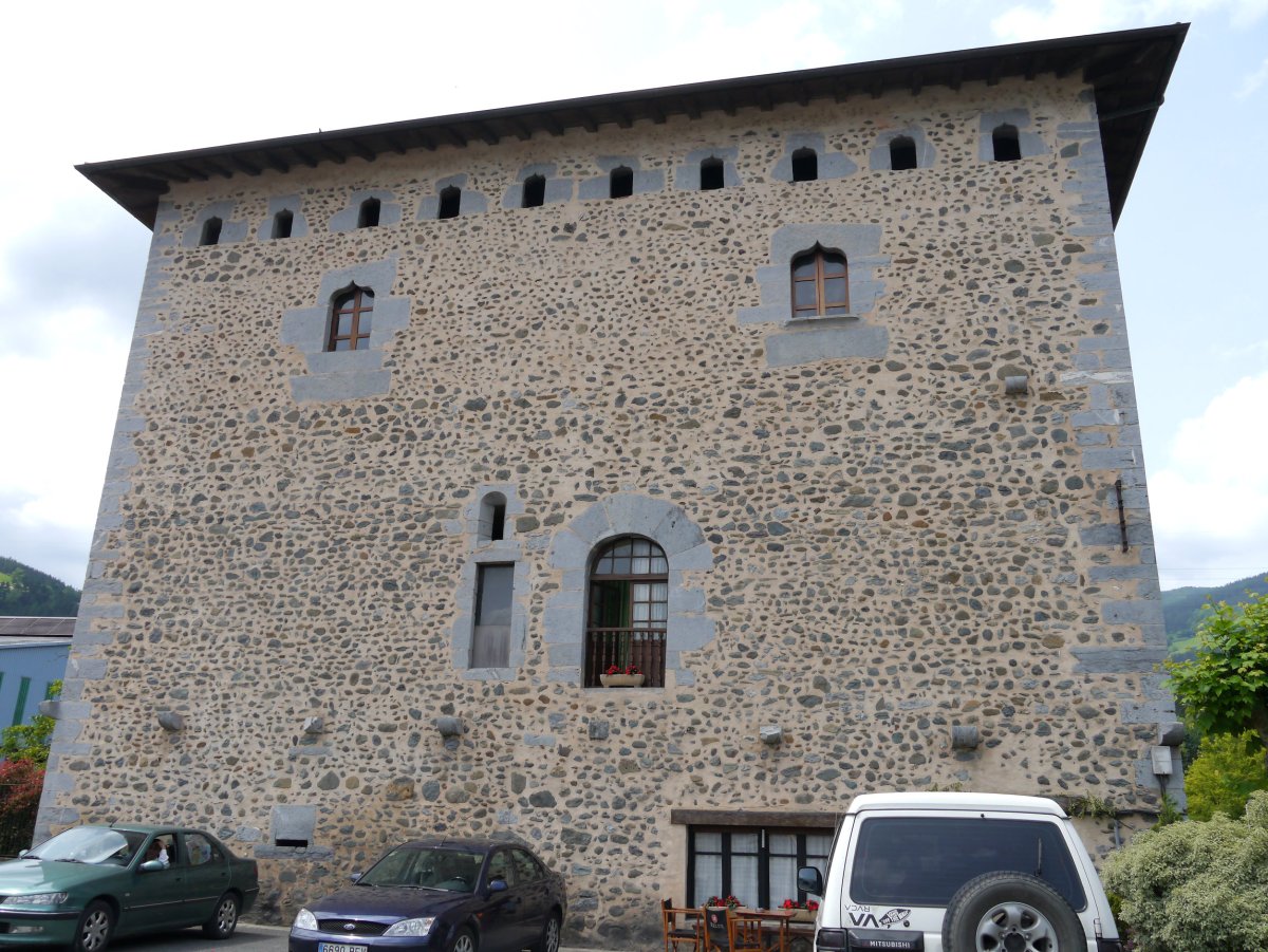 Isasaga jauregia, Azkoitia