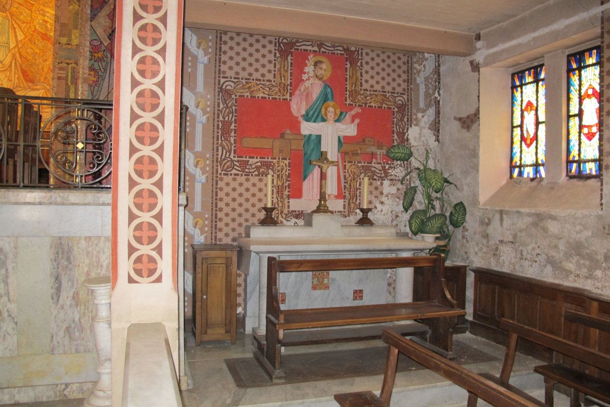 Bihotz Sakratua ermita, Hazparne