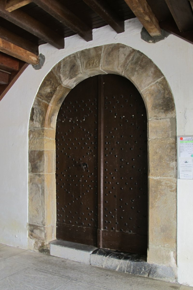 Santa Eulalia eliza, Izturitze