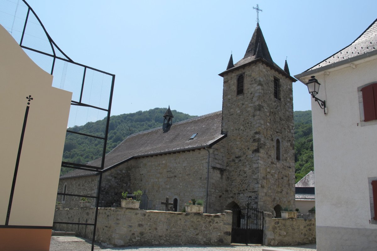 Saint Etienne eliza, Larraine