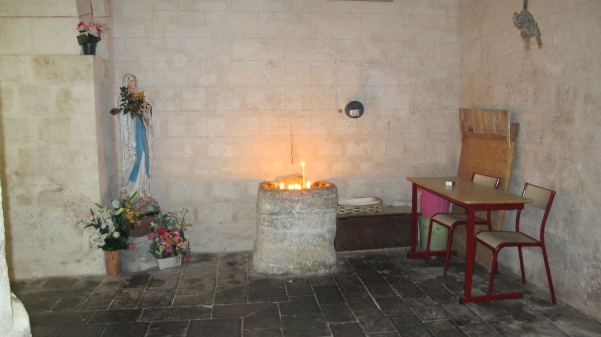 Santa Grazi eliza, Urdatx