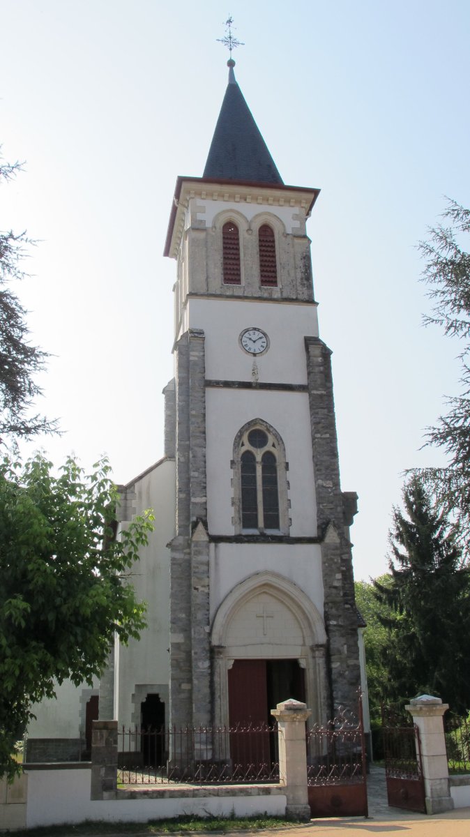 San Pedro eliza, Uhartehiri