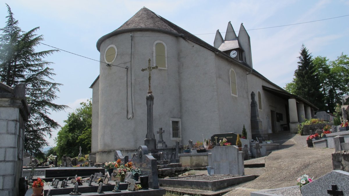 Santa Engrazia eliza, Mitikile