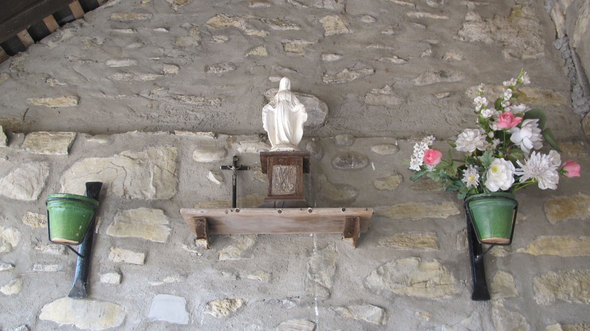 Santiago ermita, Larüntze