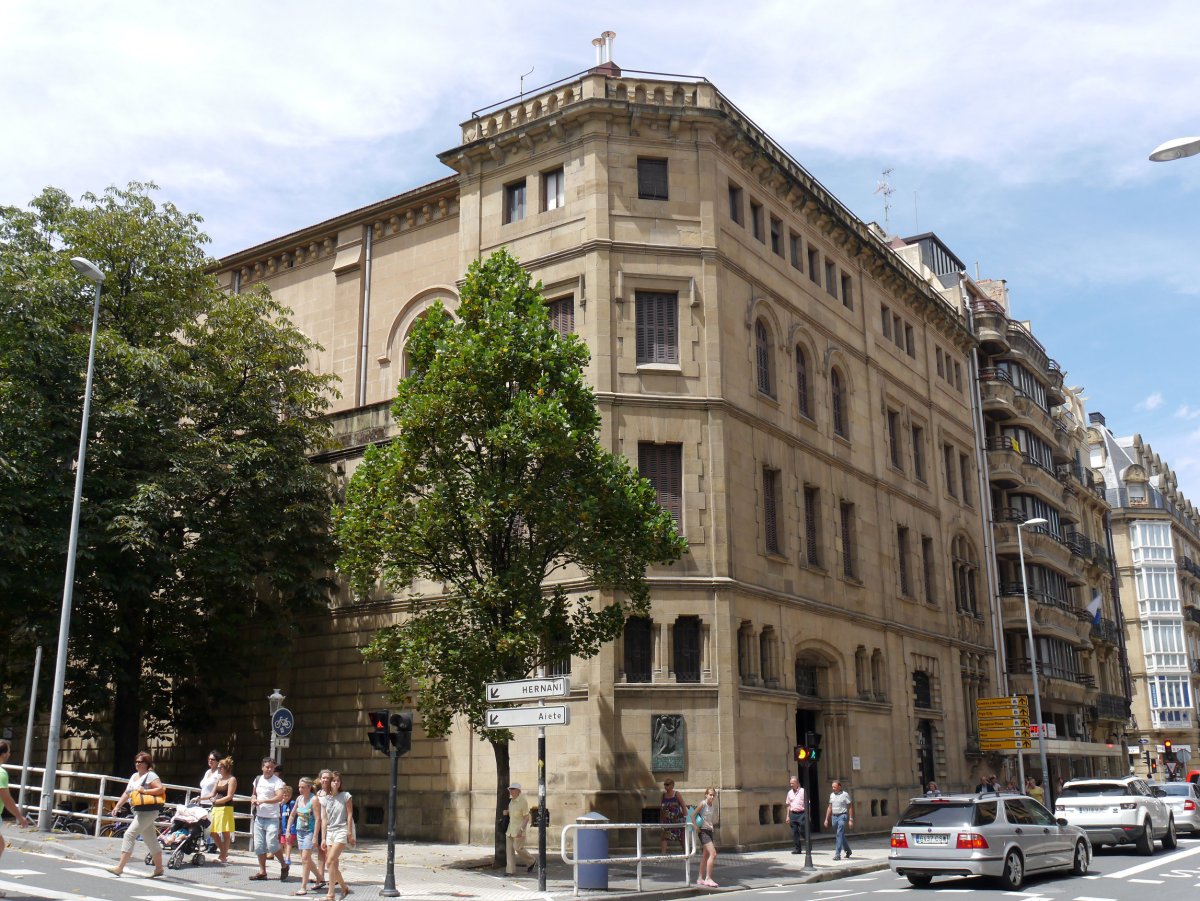 Reparadoras komentua, Donostia