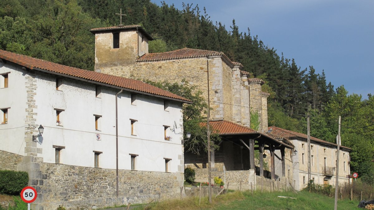 San Salbador eliza, Altzo Bekoa