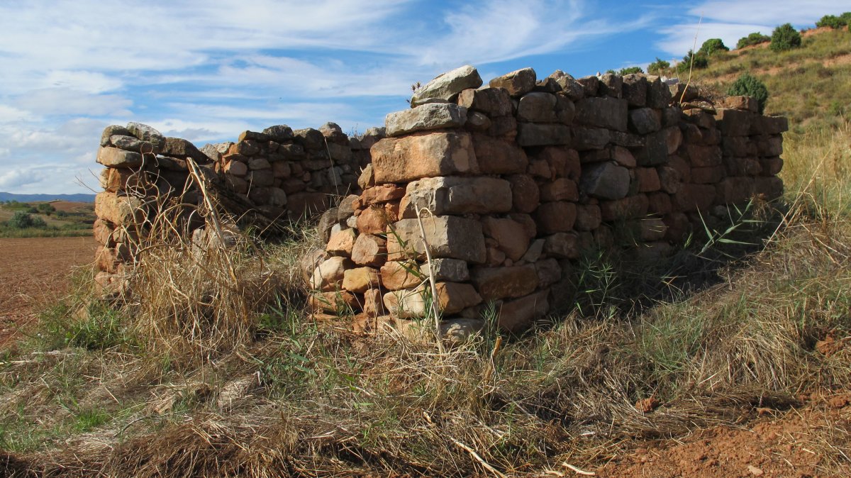 San Pabiles ermitaren paretak, Leartza