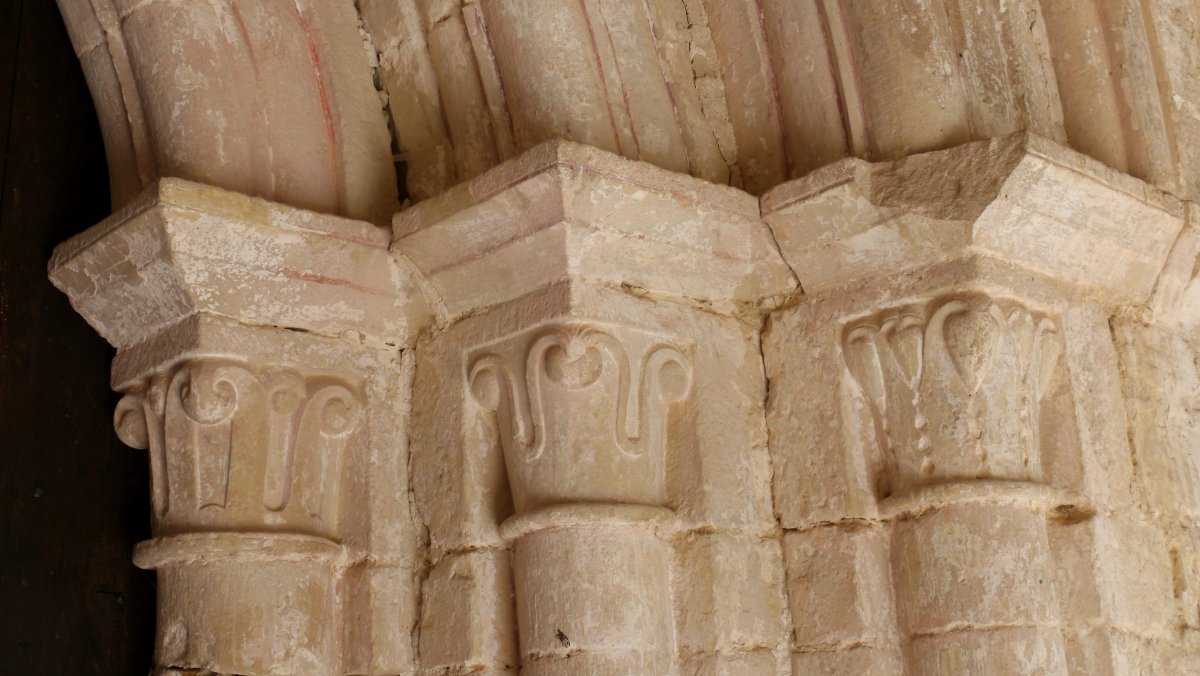 San Esteban eliza, Eusa