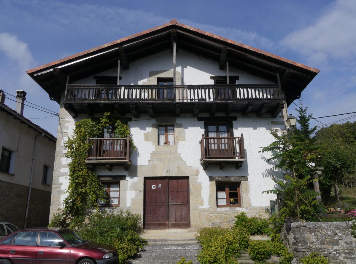 Mattikonezarra etxea, Eraso