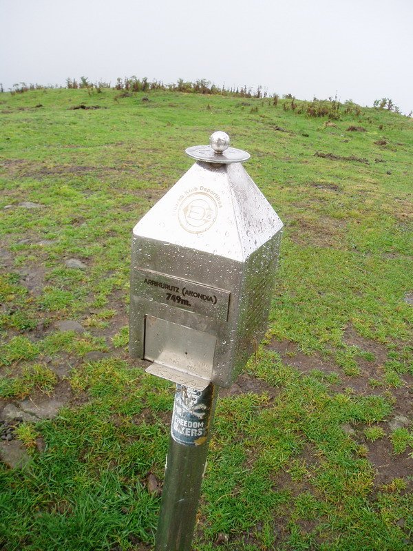 Akondiako txartelontzia