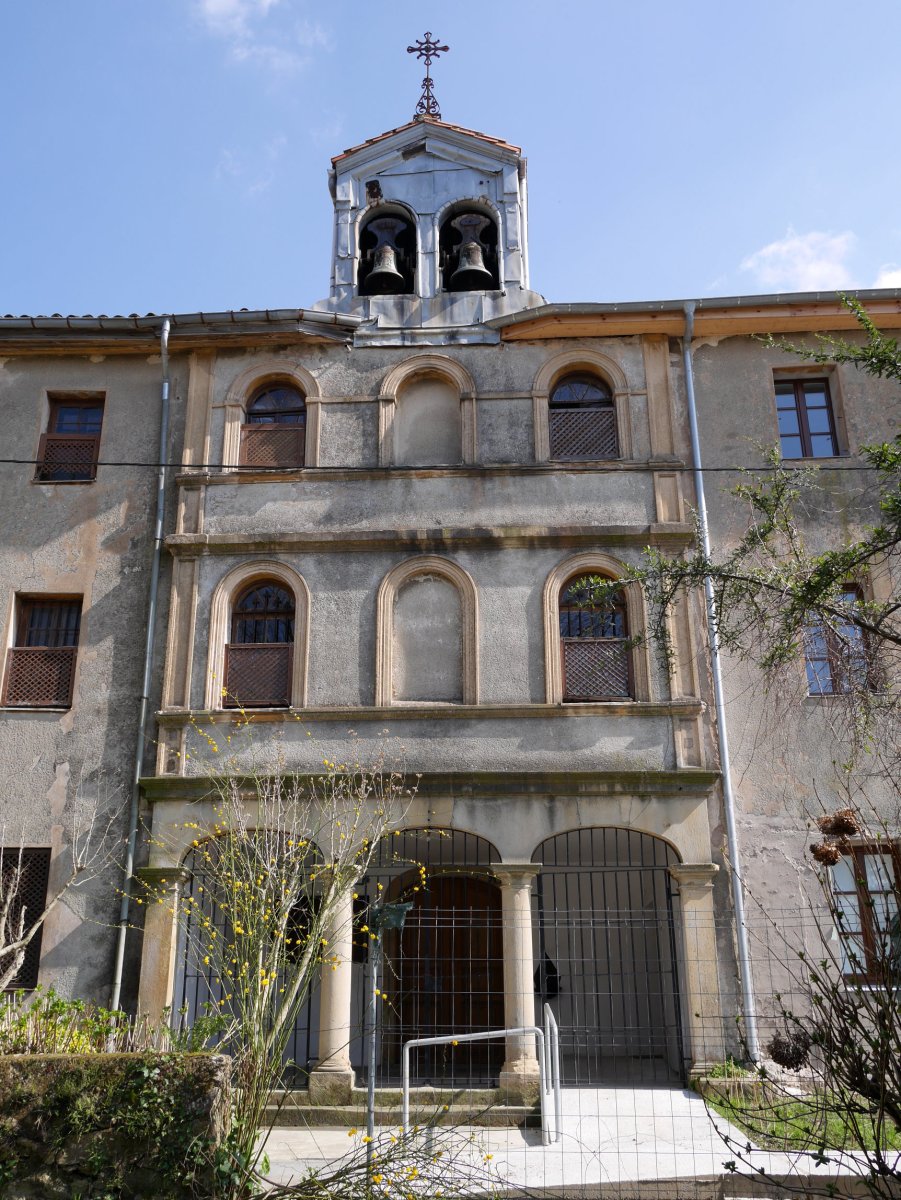 Kristobaldegi komentua, Donostia