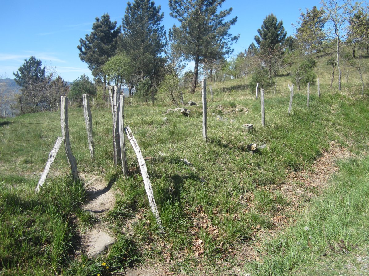 Túmulo Hirumugarrieta 1 (Abril 2014)