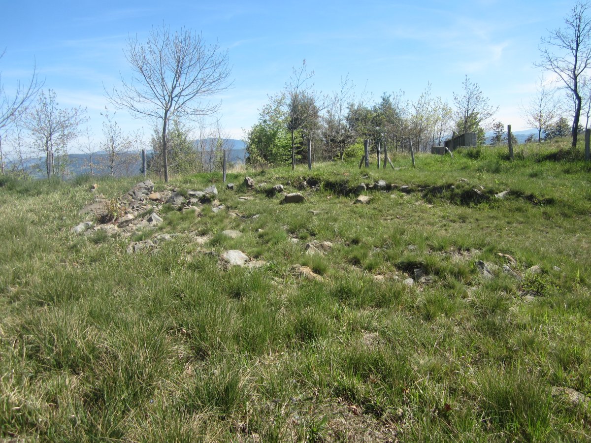 Túmulo Hirumugarrieta 1 (Abril 2014)