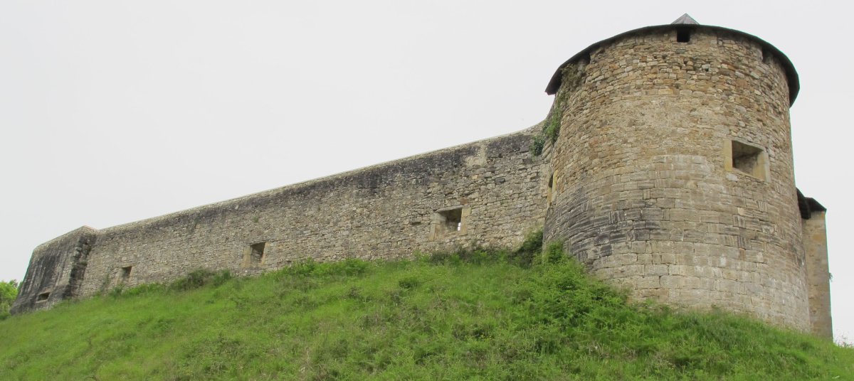 Gaztelu Zaharra, Maule