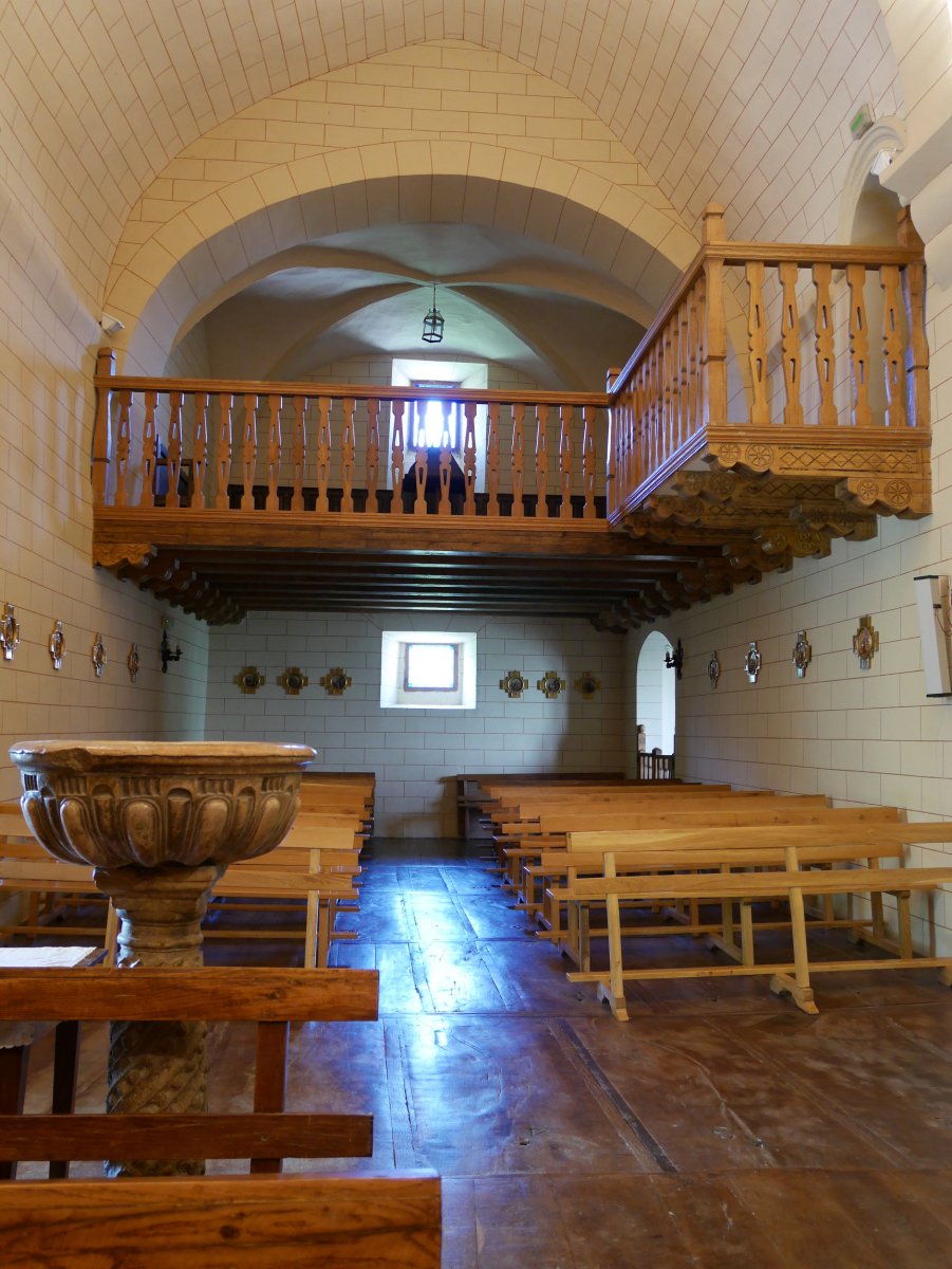 Santo Tomas eliza, Ollo