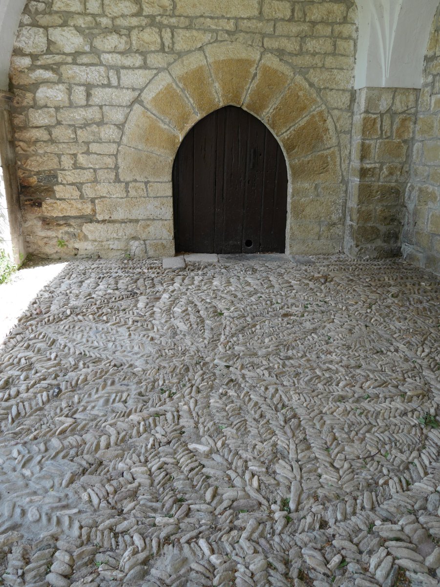 Santo Tomas eliza, Ollo