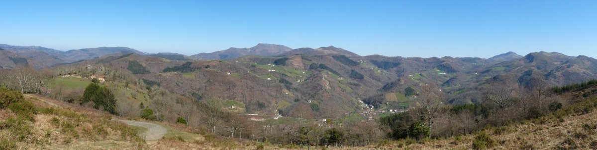 Etxalarre inguruko mendiak