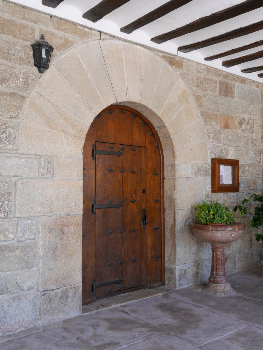 San Pedro eliza, Larraintzar